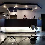 马拉机场酒店 酒店