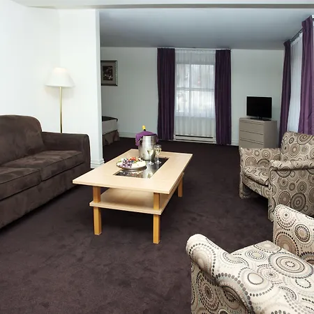 Готель Airport Mara 3*