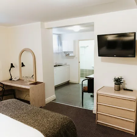 Airport Mara מלון