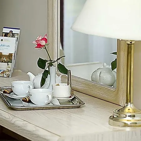 Airport Mara 3* Riga
