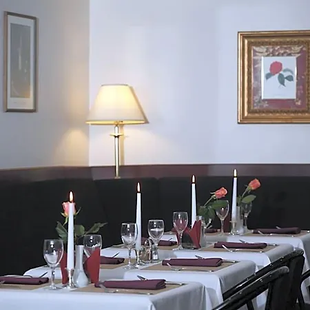 Airport Mara 3* Riga