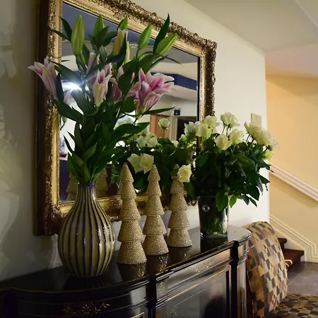 Готель Airport Mara 3*