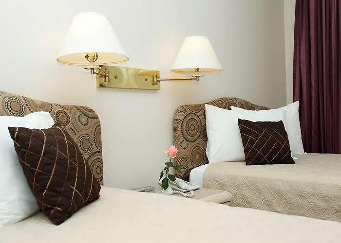 Airport Mara Hotel 3*