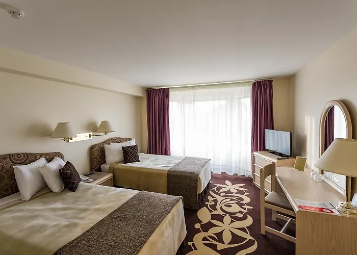 Airport Mara Hotel 3*