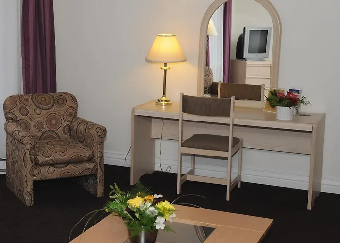 Hotel Airport Mara 3*