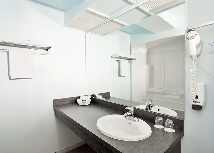 Airport Mara 3* Riga