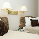 Airport Mara Hotel 3*