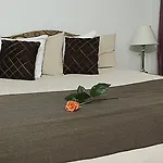 Airport Mara Hotel 3*