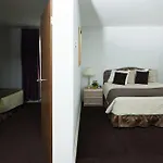 Airport Mara 3* Riga